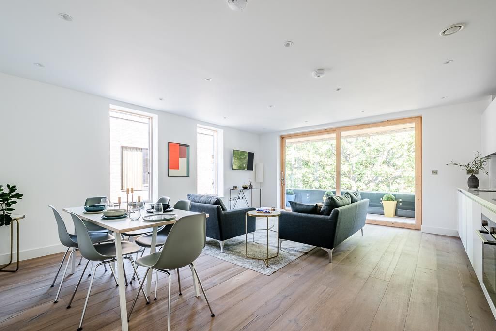 New home, 3 bed flat for sale in Prodigal Square, Hackney Gardens