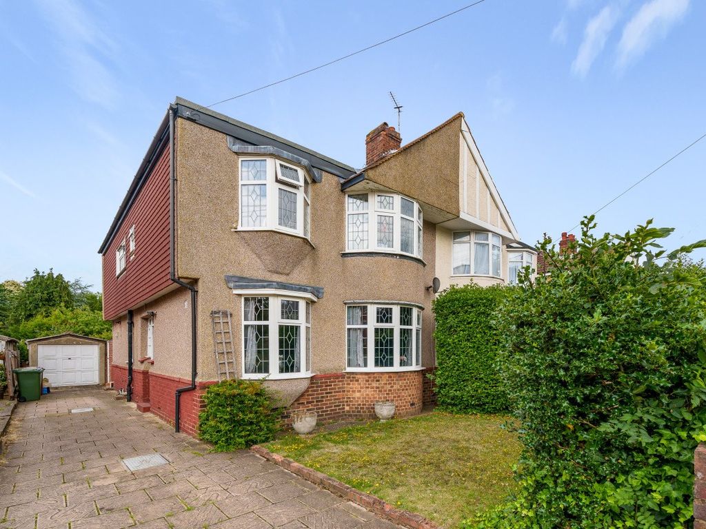4 bed semidetached house for sale in Hurst Road, Sidcup DA15, £685,000
