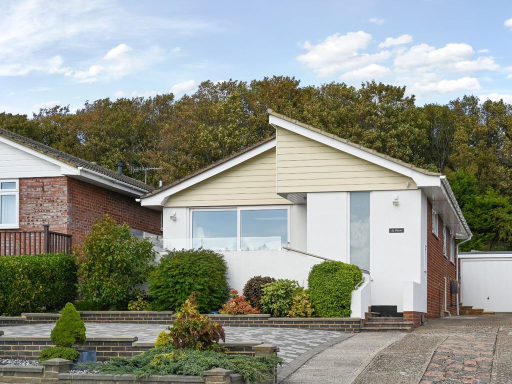 2 bed bungalow for sale in Slonk Hill Road, Shoreham, West Sussex BN43, £550,000 Zoopla