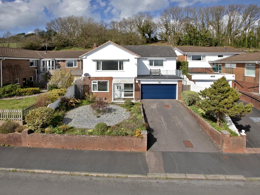 4 bed detached house for sale in Maudlin Drive, Teignmouth TQ14, £