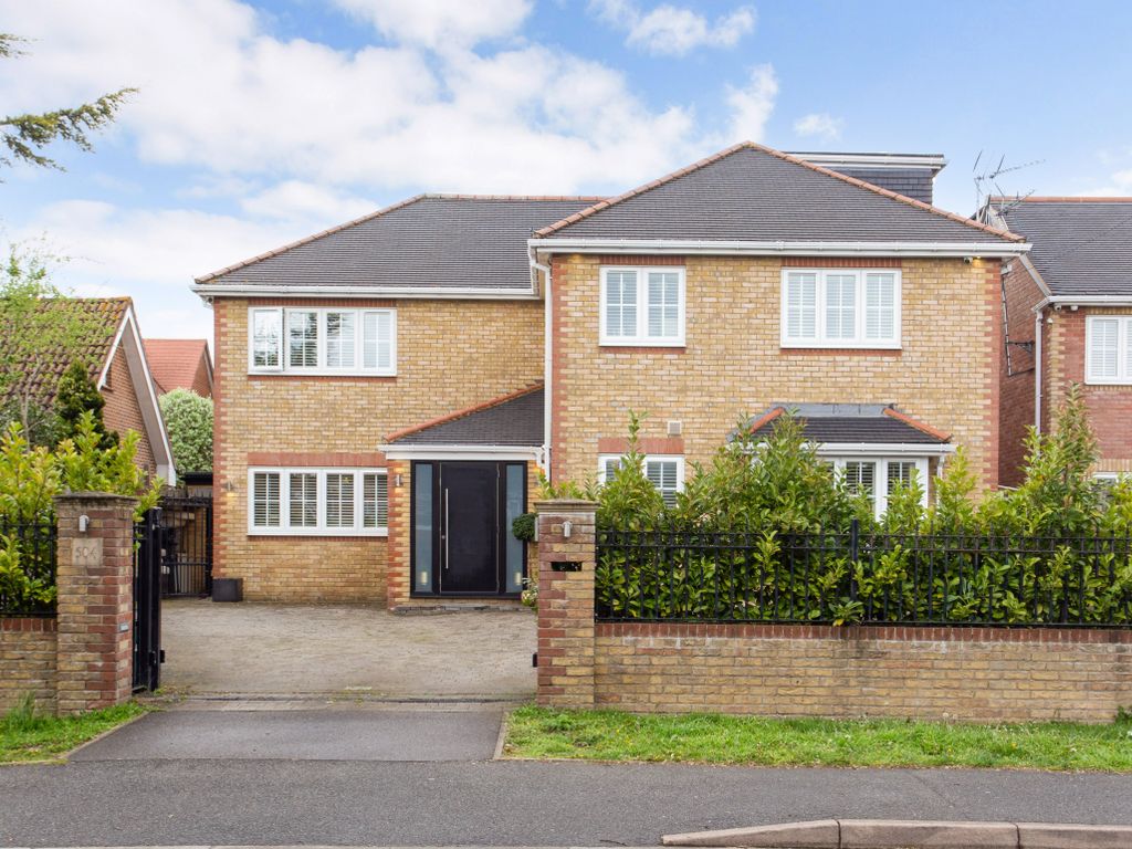 5 bed detached house for sale in Hammondstreet Road, Cheshunt EN7, £