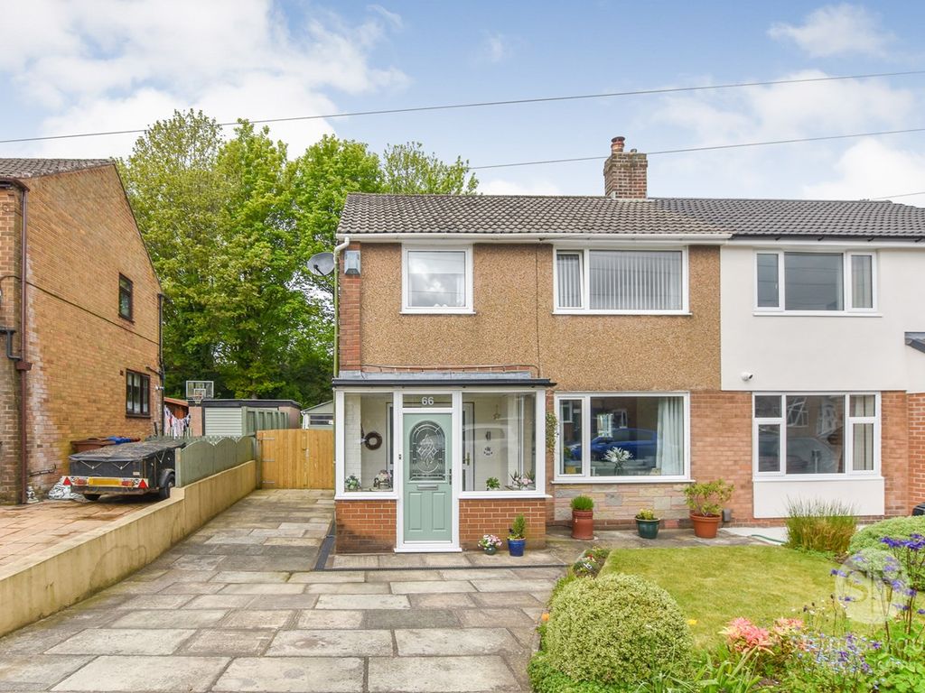 3 bed semidetached house for sale in Woodlands Avenue, Blackburn BB2