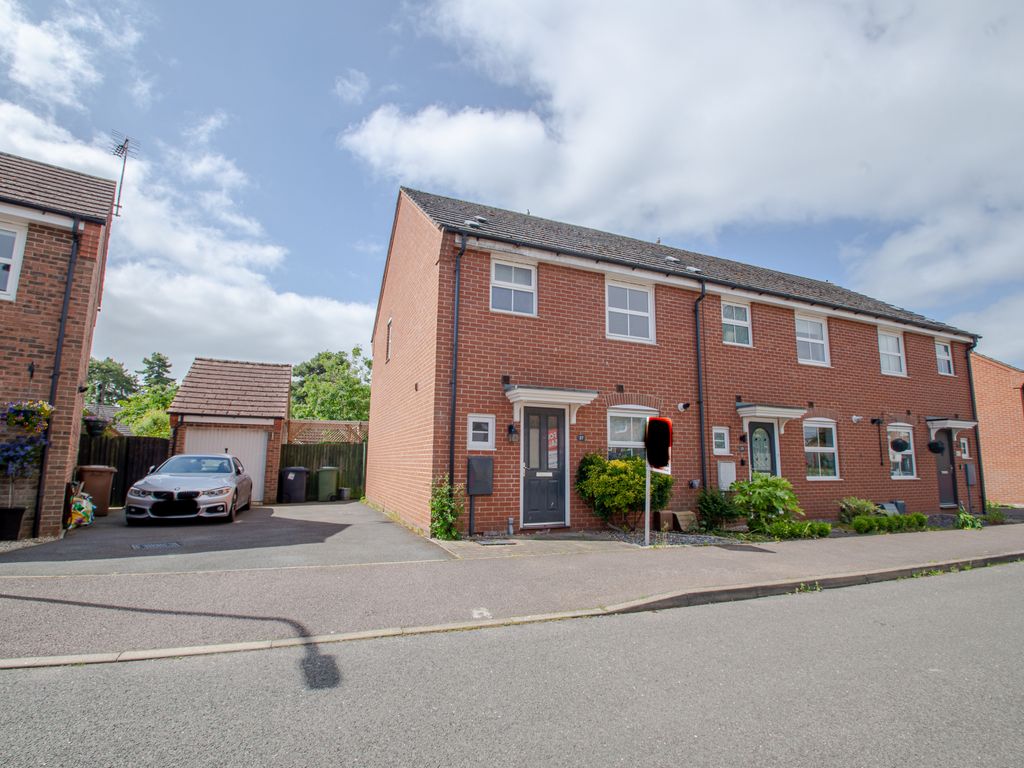 3 bed semidetached house for sale in Hillside Gardens, Wittering