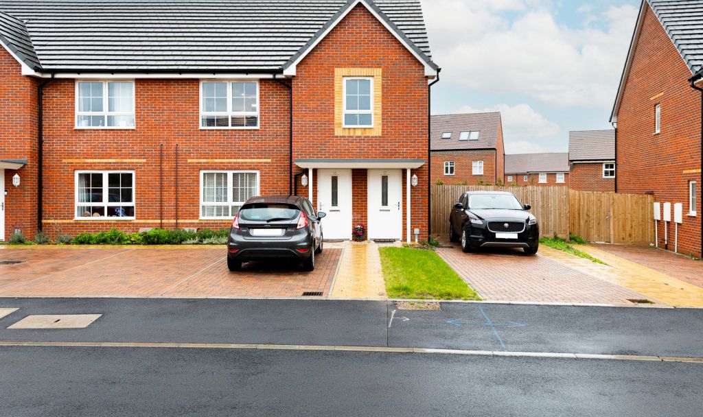 2 bed for sale in Lonsdale Road, Wimborne BH21, £290,000