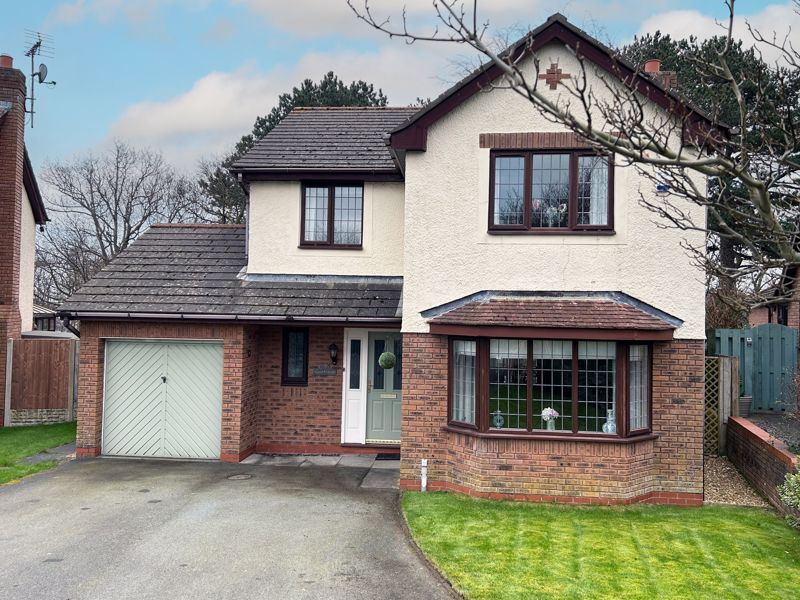 4 bed detached house for sale in Rhodfa Sychnant, Conwy LL32, £420,000