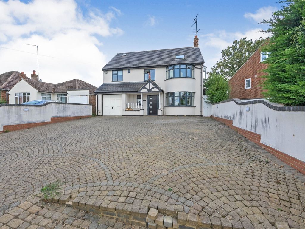 5 bed detached house for sale in The Avenue, Welford Road, Kingsthorpe