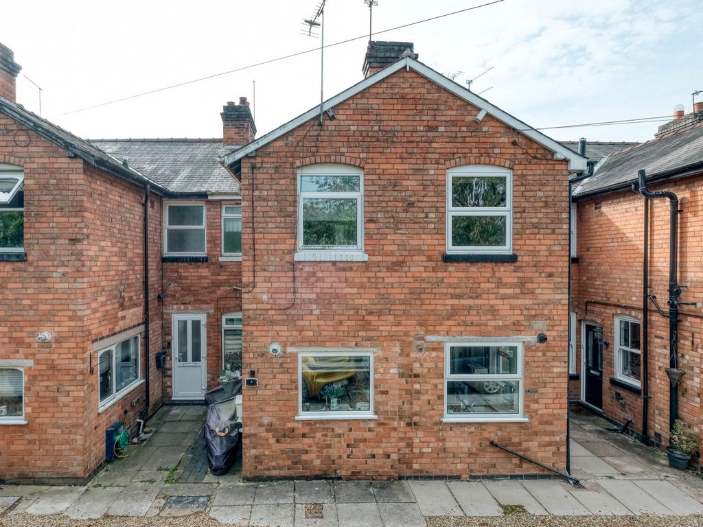 2 bed terraced house for sale in Woodside Avenue, Redditch B97 Zoopla