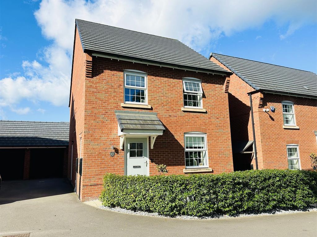 4 bed detached house for sale in Brooke Avenue, Winnington Village