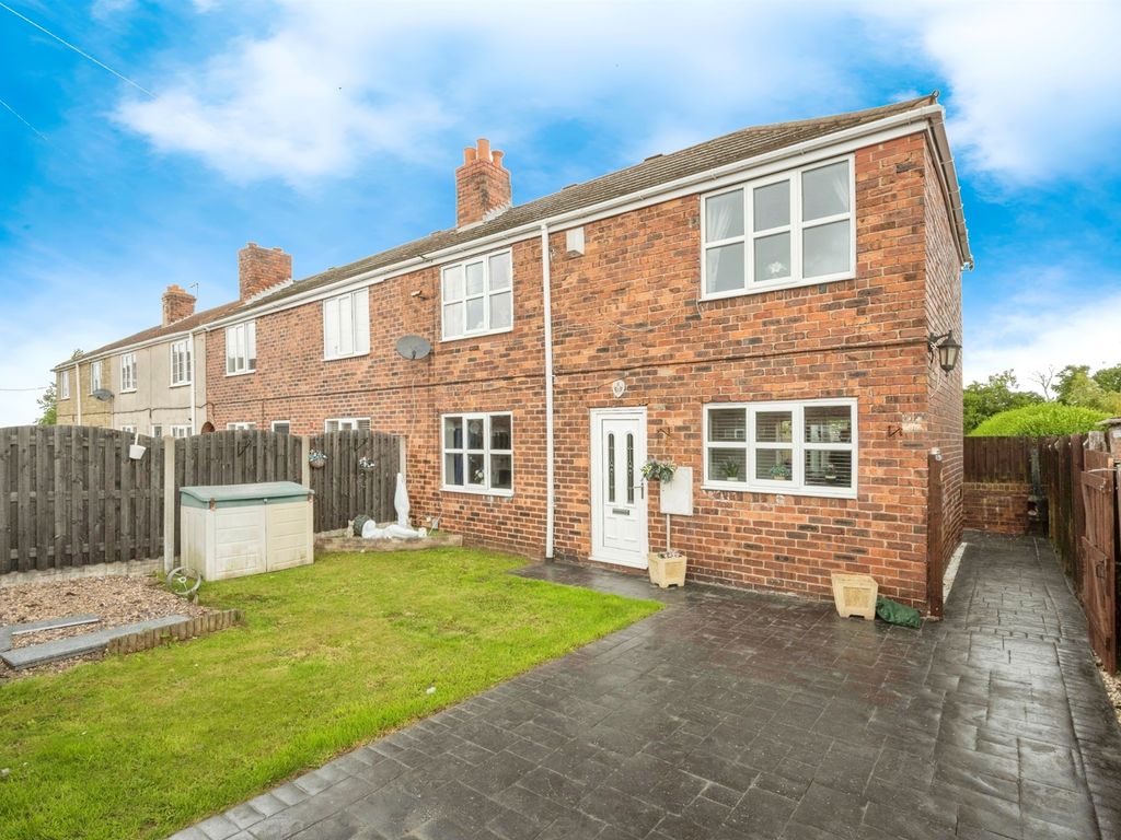 3 bed end terrace house for sale in Fullerton Avenue, Conisbrough