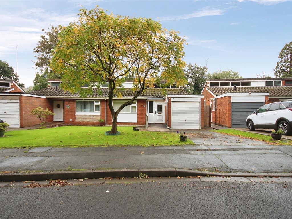 2 bed semidetached bungalow for sale in Carnegie Close, Willenhall