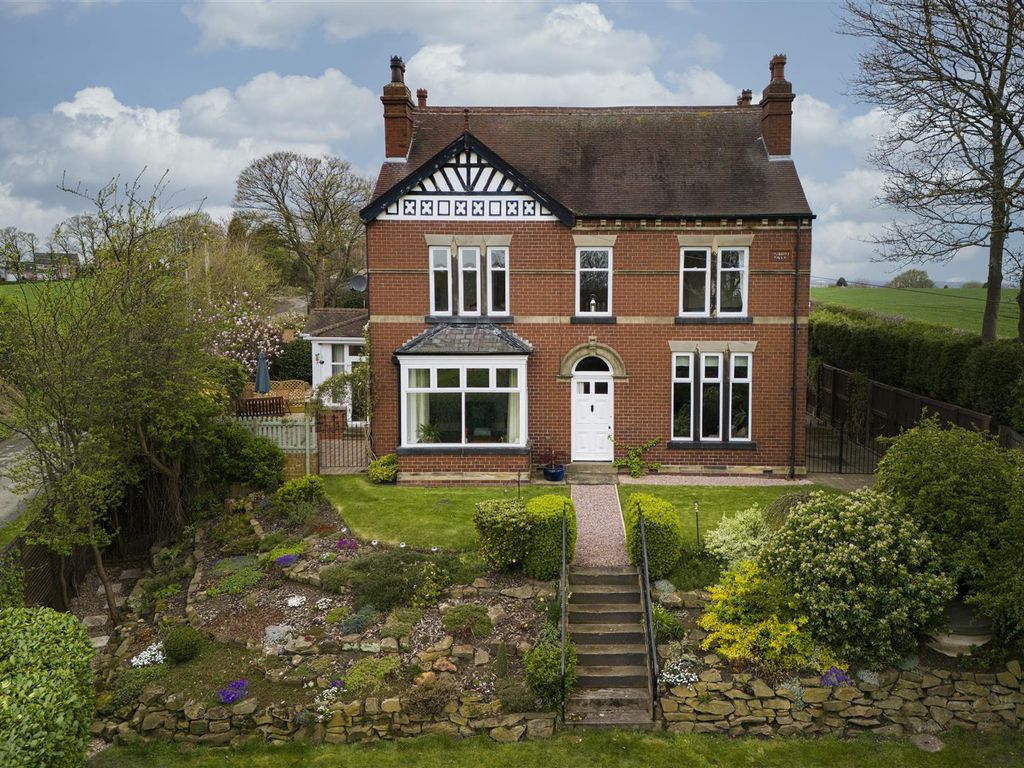 4 bed detached house for sale in Doncaster Road, Foulby, Wakefield WF4