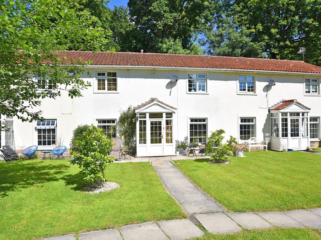3 bed mews house for sale in Cold Bath Road, Harrogate HG2 Zoopla