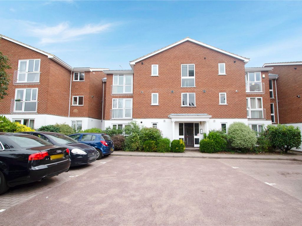 Aylsham Drive Ickenham Uxbridge UB10  