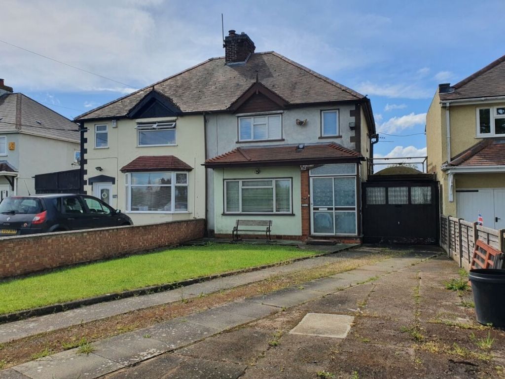 2 bed semidetached house for sale in Nuneaton Road, Bulkington