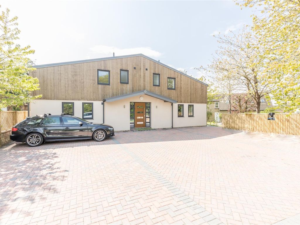 1 bed flat for sale in 2 Orchid House, Farley Lane, Stonesfield, Witney