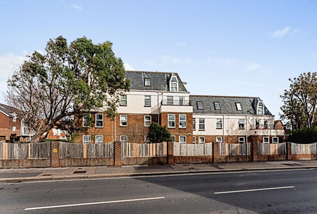 1 bed flat for sale in Victoria Drive, Bognor Regis, West Sussex PO21