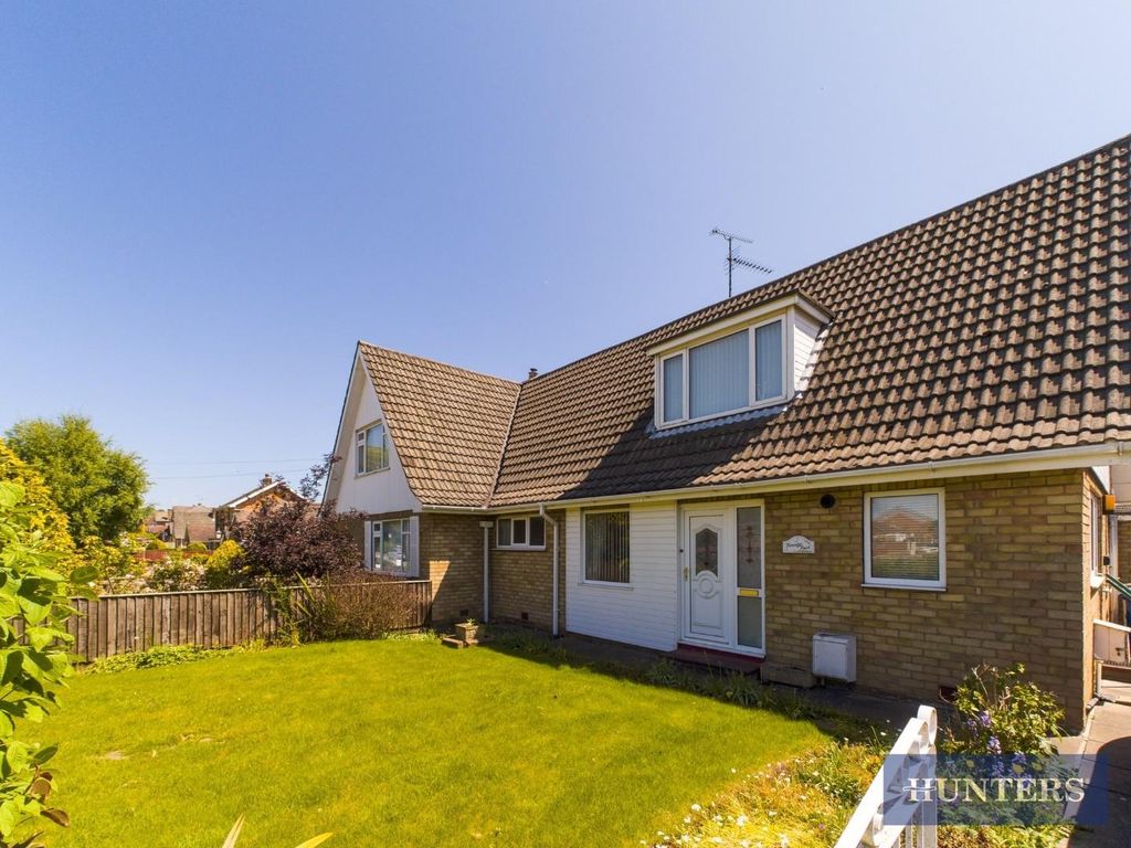 3 bed semidetached bungalow for sale in Martongate, Bridlington YO16, £260,000 Zoopla