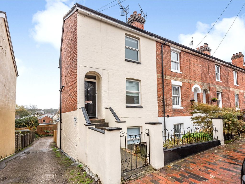 3 bed end terrace house for sale in Queens Road, Tunbridge Wells, Kent