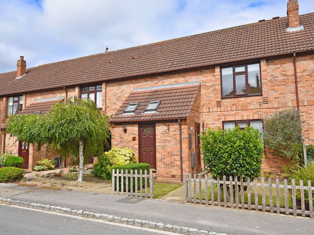 1 bed flat for sale in Manor Park, Arkendale, Knaresborough HG5, £