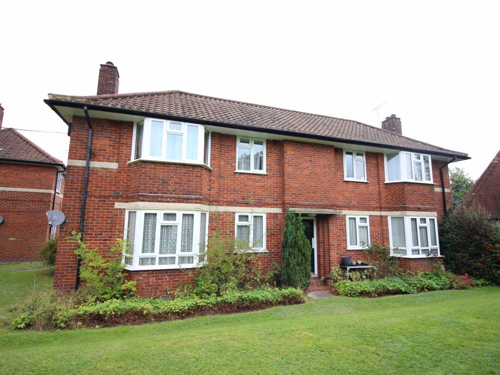 1 bed flat to rent in Greenwood Close, Bushey Heath, Bushey WD23 Zoopla