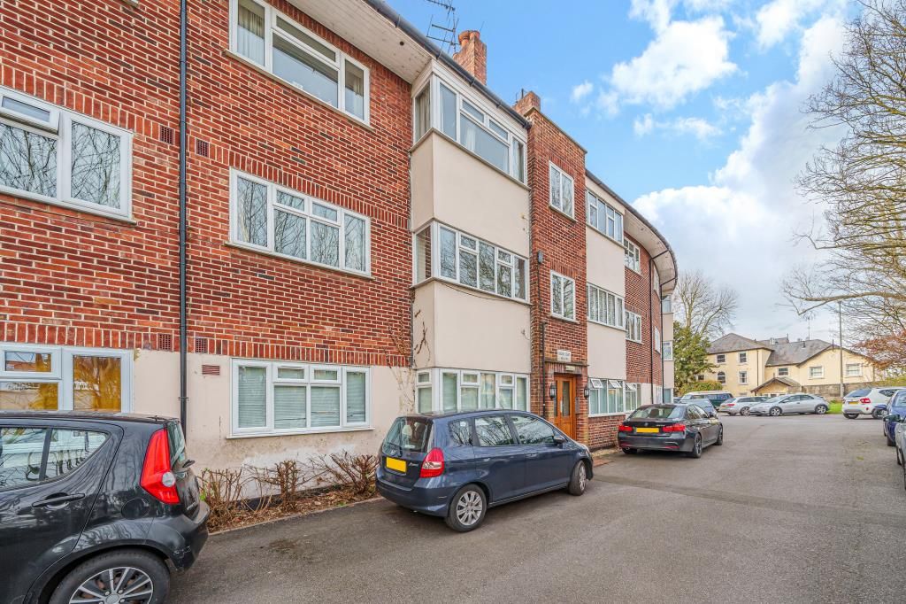 2 bed flat for sale in Taplow, Maidenhead, Berkshire SL6 Zoopla