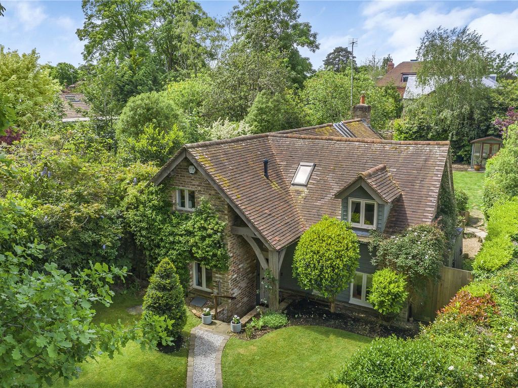 3 bed detached house for sale in The Lane, Summersdale, Chichester