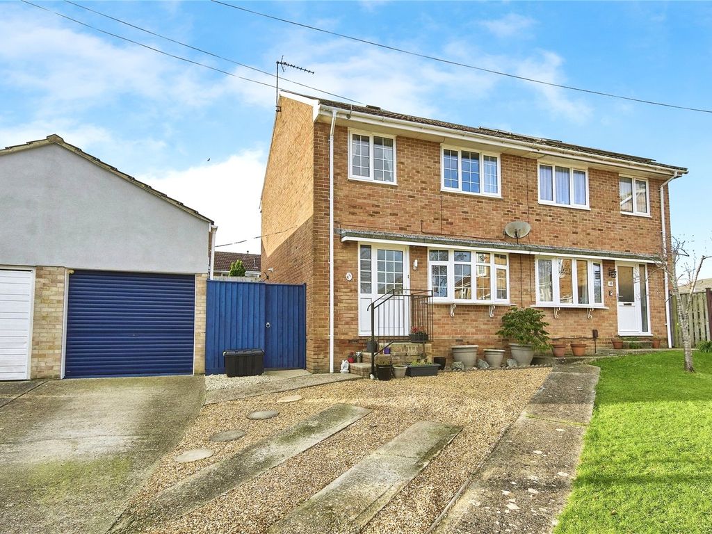 3 bed semidetached house for sale in Hillrise Avenue, Ryde, Isle Of
