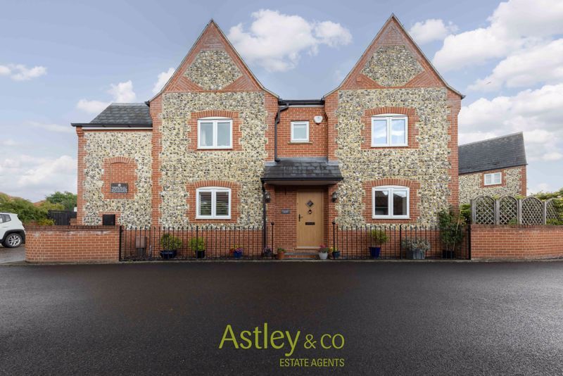 4 bed detached house for sale in Timber Road, East Harling, Norwich