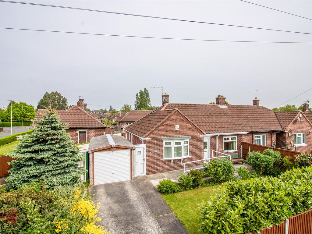 2 bed bungalow for sale in Beech Grove, Kinsley, Pontefract WF9, £