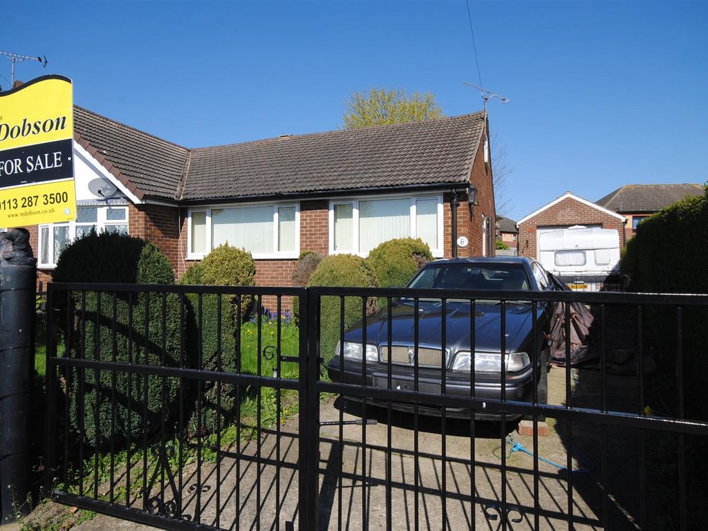 2 bed semidetached bungalow for sale in Ascot Road, Kippax, Leeds LS25