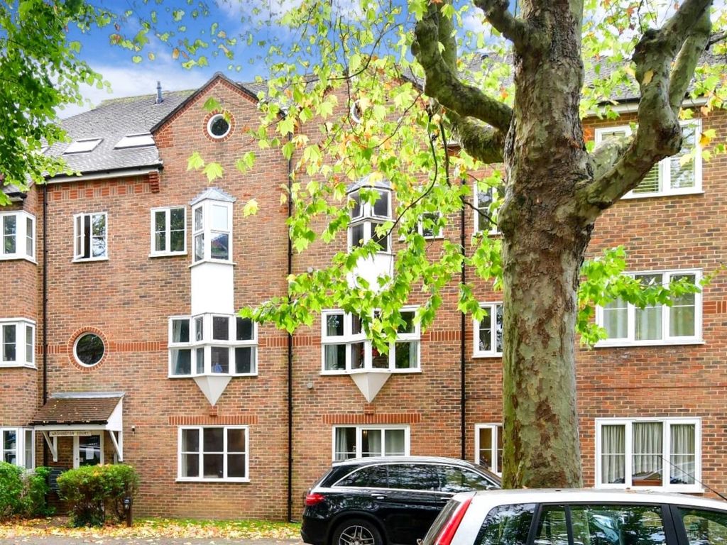 2 bed flat to rent in Overton Road, Sutton SM2 Zoopla