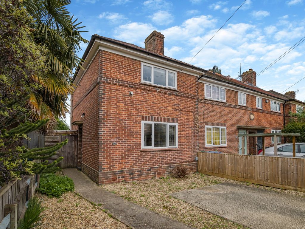 2 bed end terrace house for sale in Jackson Road, Oxford, Oxfordshire