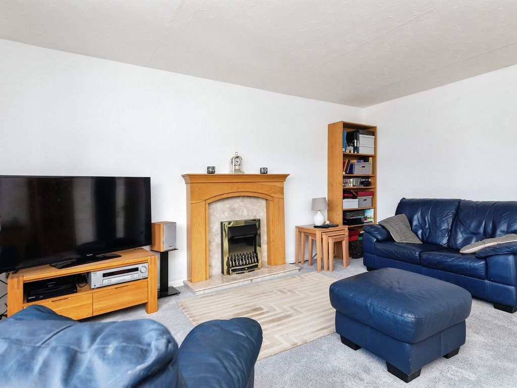 2 bed flat for sale in Knighton Road, Leicester LE2 Zoopla