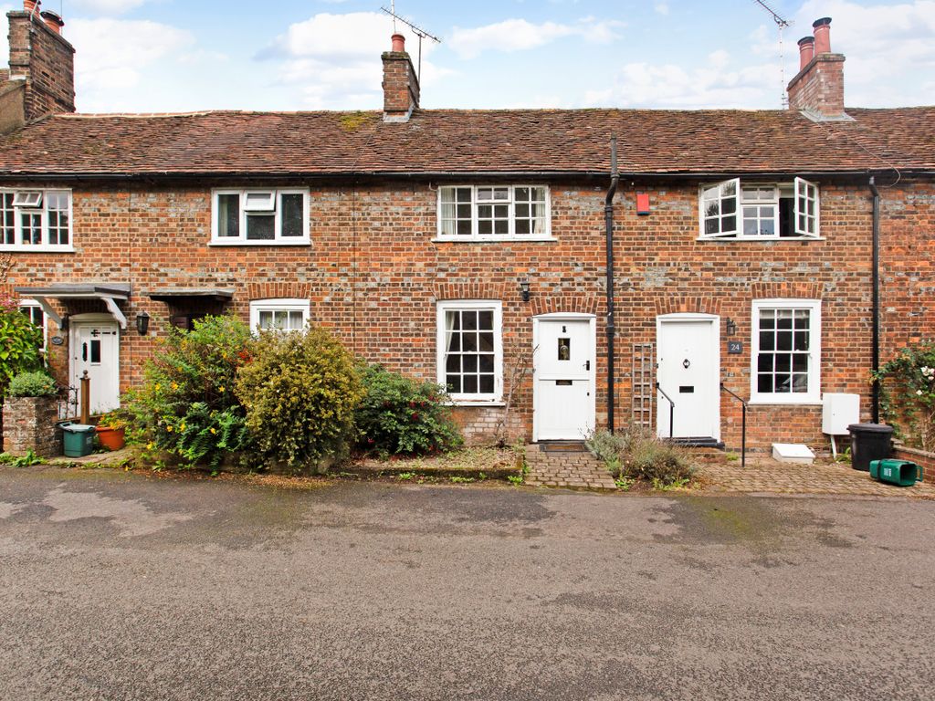2 bed detached house for sale in West Common, Harpenden AL5, £575,000