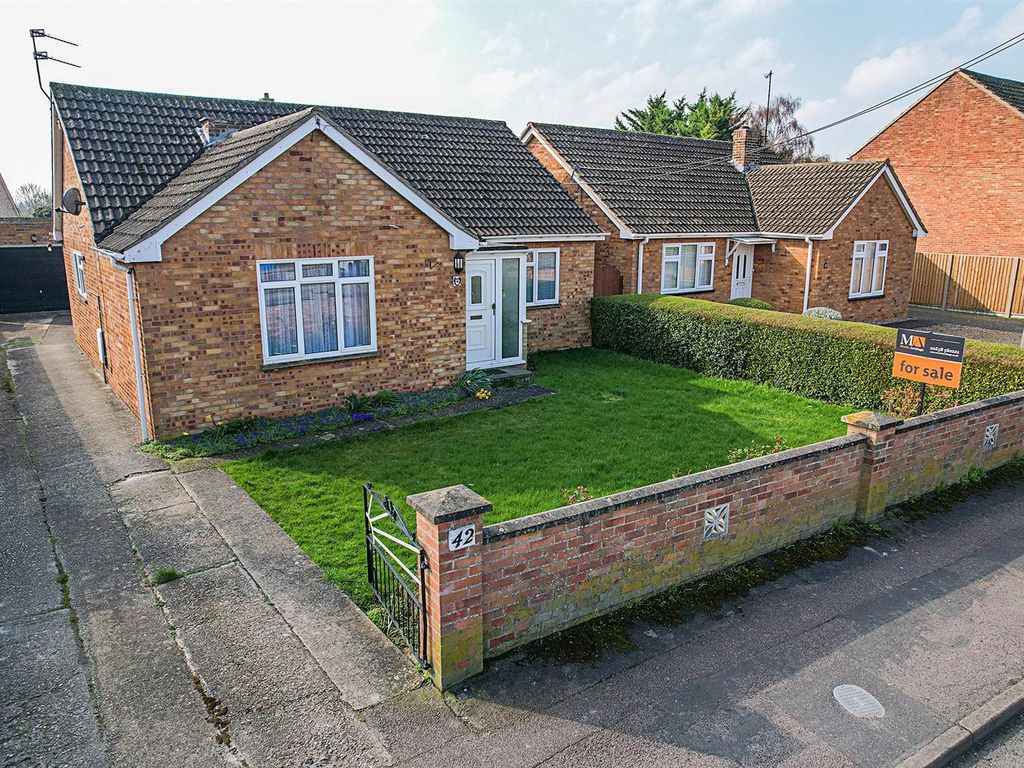 2 bed detached bungalow for sale in Toyse Lane, Burwell, Cambridge CB25