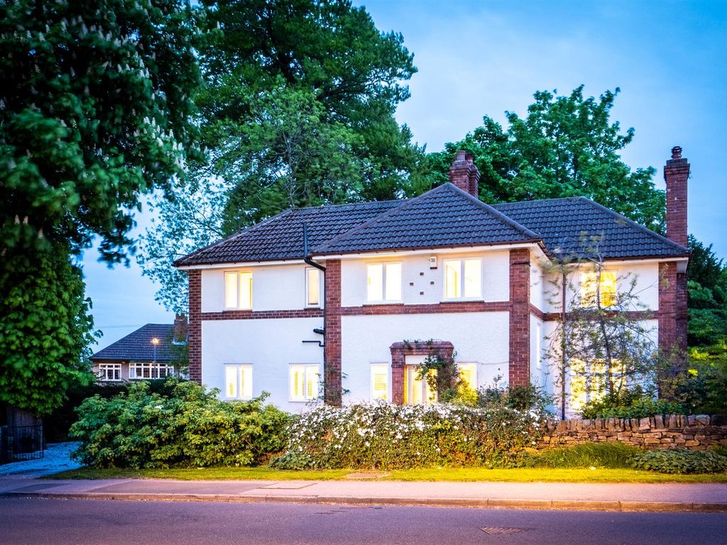 4 bed detached house for sale in Montreal Avenue, Chapel Allerton