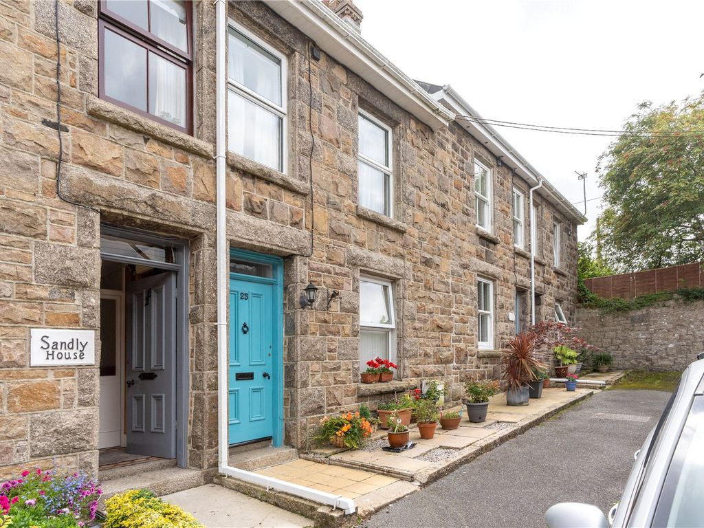 3 bed terraced house for sale in Alma Place, Heamoor TR18, £250,000