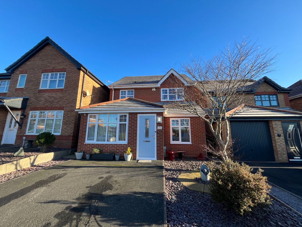 3 bed detached house for sale in Mere Side Close, Etruria, StokeOn