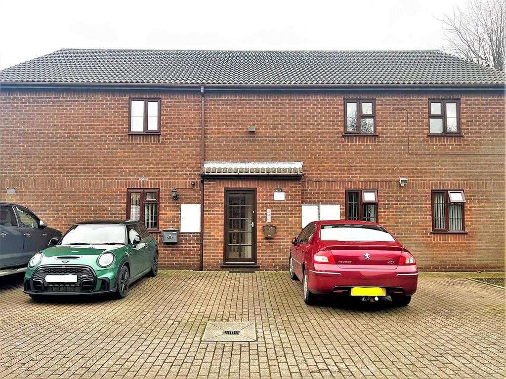 2 bed flat for sale in The Mews, Hope Street, Cleethorpes, N.E. Lincs