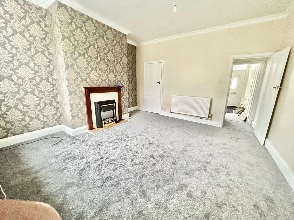 2 bed terraced house to rent in Garrick Street, Nelson BB9, £650 pcm