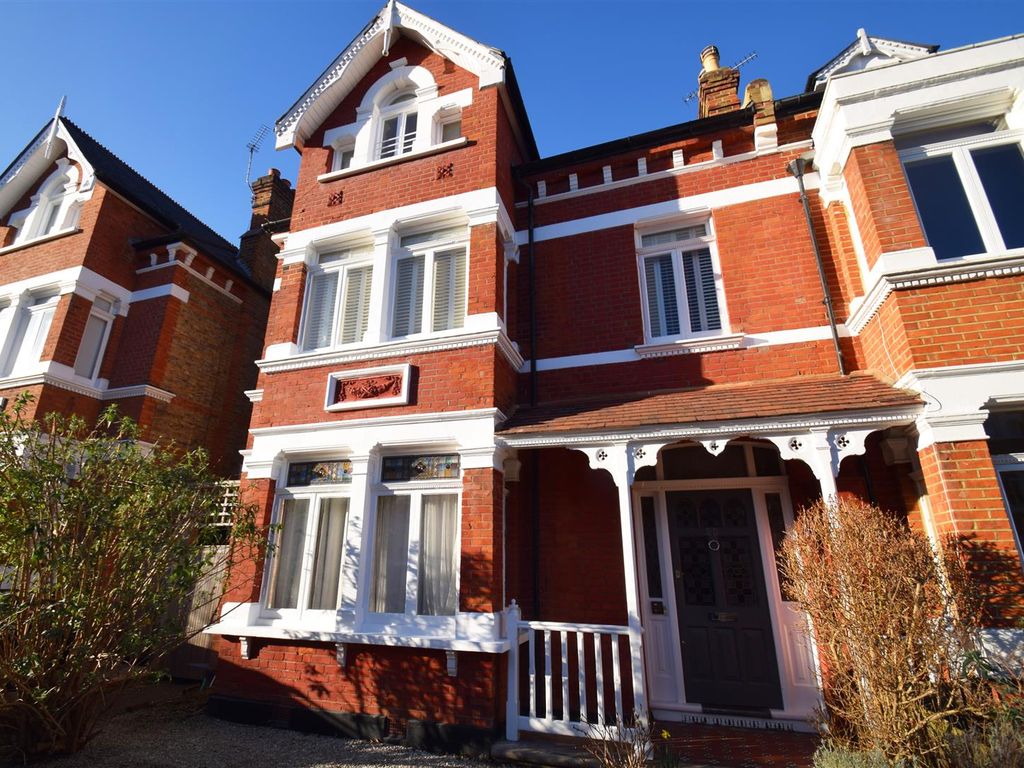 2 bed flat to rent in St. Stephens Gardens, Twickenham TW1, £1,775 pcm