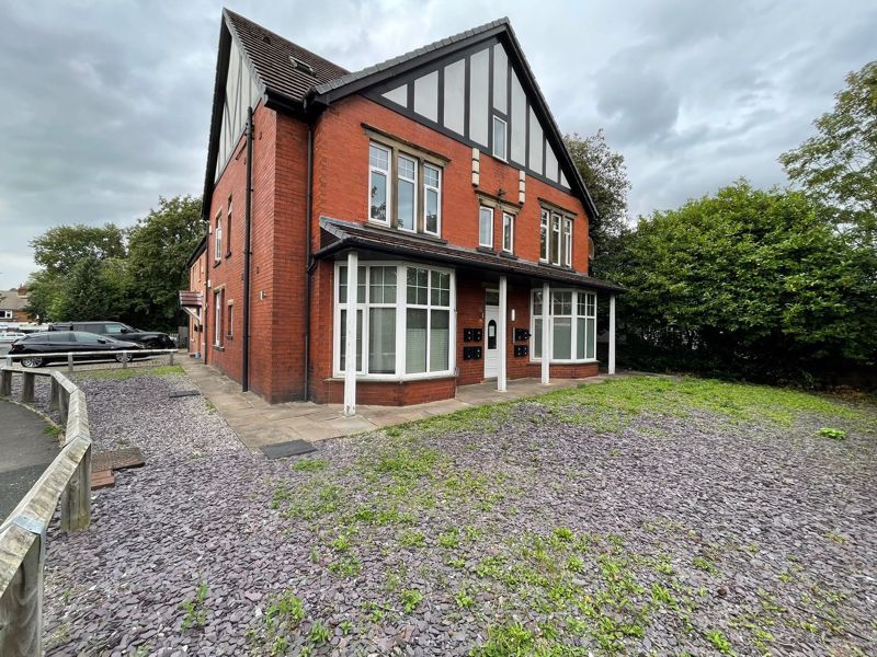 1 bed flat to rent in Briarfield Gardens, Huddersfield HD5, £495 pcm