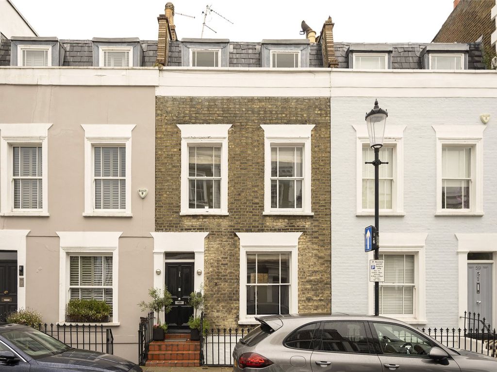 4 bed terraced house for sale in Abingdon Road, Kensington, London W8