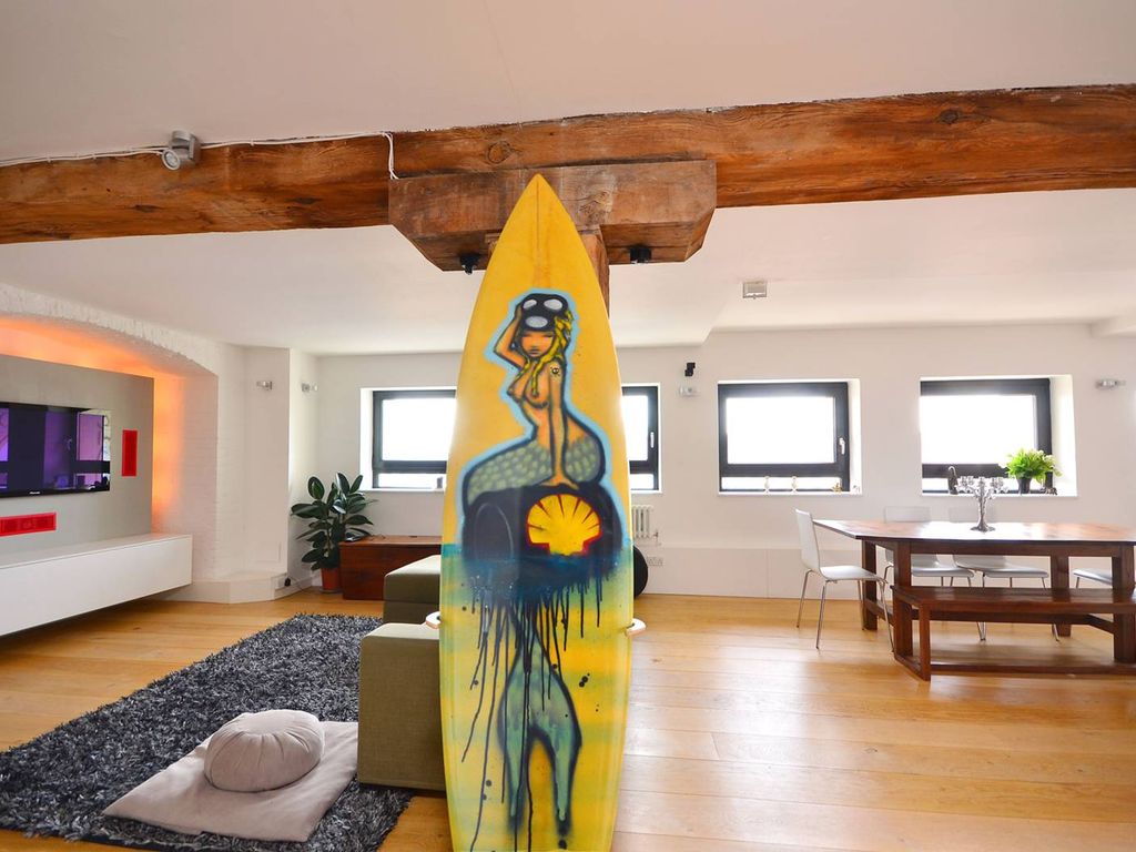 Shad Thames, Shad Thames, London SE1  