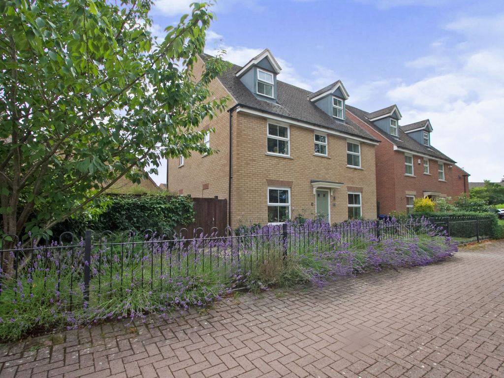 Anzio Road, Devizes SN10  