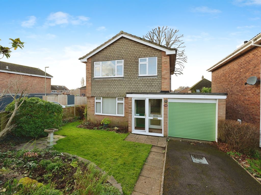 3 bed detached house for sale in Corbett Road, Waterlooville PO7, £