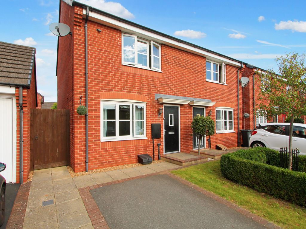 2 bed semidetached house for sale in Disraeli Street, Aylestone