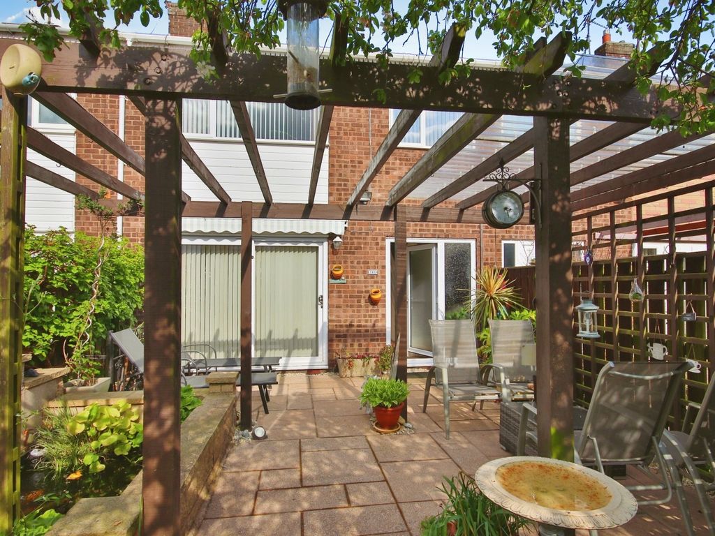 3 bed terraced house for sale in Marsdale, Hull HU7, £130,000 Zoopla