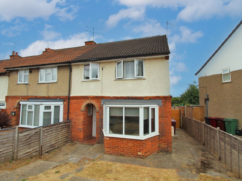 3 bed terraced house for sale in Romsey Road, Tilehurst, Reading RG30