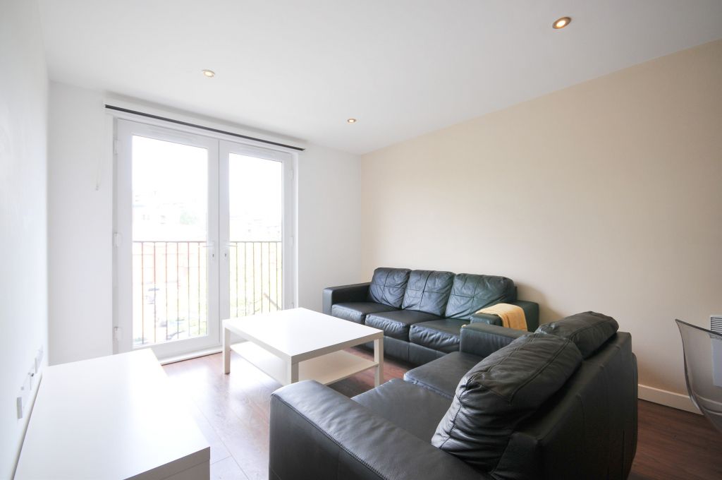 3 bed flat to rent in 3 Bedroom Apartment – Alto, Sillavan Way, Salford ...